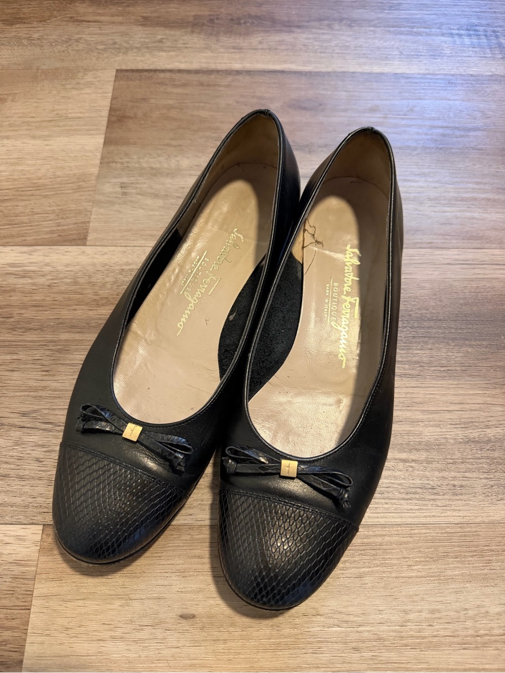 Salvatore Ferragamo Boutique Women’s Flats Black Size 10 Leather And Snake Skin